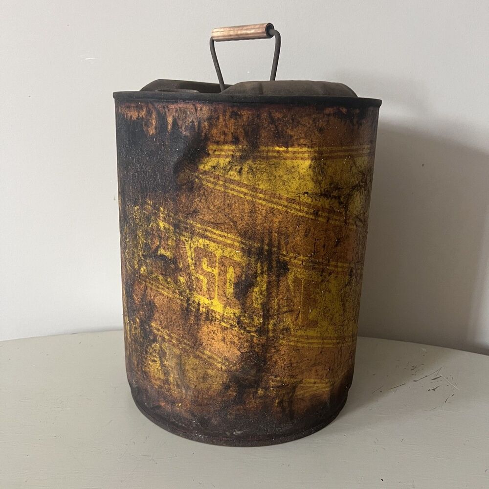 1940s Vintage 5 Gallon Metal Gas Can w/Handle Auto Advertising Collectible